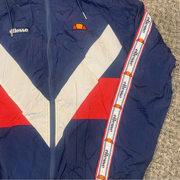 VTG 90s Ellesse Hooded Zip Up Softshell Logo Jacket - Picture 8 of 14